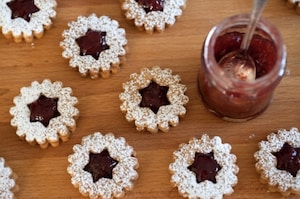 Preparazione Biscotti Linzer - Fase 7