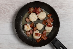 Preparazione Capesante al bacon e pepe verde - Fase 3