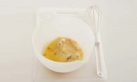 Preparazione Pasta genovese senza latte e uova - Fase 1 Preparazione Pasta genovese senza latte e uova - Fase 1