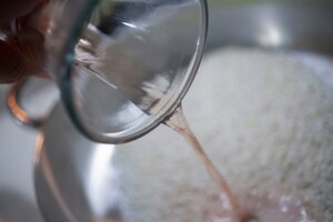 Preparazione Risotto al Lambrusco di Sorbara, radicchio rosso e mandorle - Fase 2