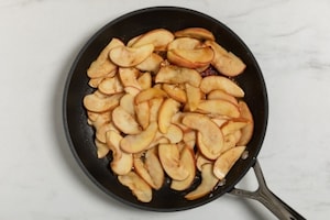 Preparazione Rose di pasta sfoglia e mele alla cannella - Fase 2