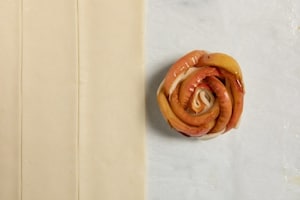 Preparazione Rose di pasta sfoglia e mele alla cannella - Fase 4