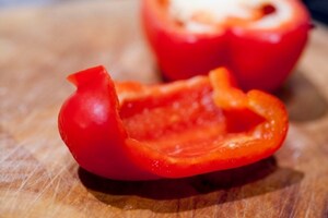 Preparazione Timpano di tagliatelle, peperoni e acciughe - Fase 2