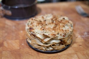 Preparazione Timpano di tagliatelle, peperoni e acciughe - Fase 11
