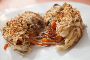 Preparazione Timpano di tagliatelle, peperoni e acciughe - Fase 11