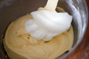 Preparazione Torta al limone senza glutine - Fase 3