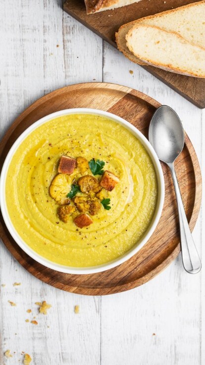 Vellutata di cavolfiore e latte di cocco