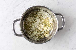 Preparazione Vellutata di cavolfiore e latte di cocco - Fase 1