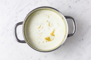 Preparazione Vellutata di cavolfiore e latte di cocco - Fase 4