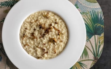 Risotto con carciofi fritti