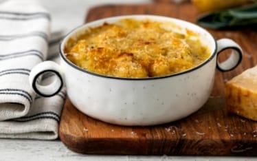 Zuppa di porri e patate al gratin con finocchietto