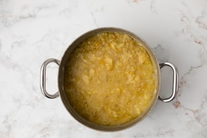 Preparazione Zuppa di porri e patate al gratin con finocchietto - Fase 2