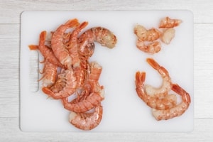 Preparazione Calamarata con gamberi al passito e asparagi  - Fase 2