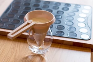 Preparazione Cioccolatini alla frutta secca - Fase 2