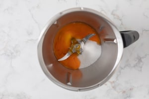 Preparazione Crema pasticcera con il Bimby - Fase 1