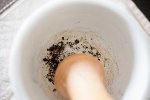 Preparazione Linguine integrali con pecorino e noci - Fase 2