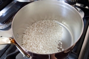 Preparazione Riso giallo con semi di papavero - Fase 1