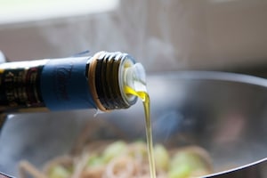 Preparazione Spaghetti di farro con patate e zucchine - Fase 5