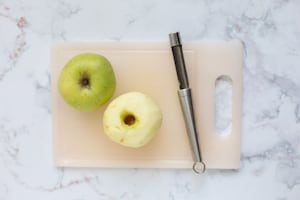 Preparazione Torta di mele con il Bimby - Fase 1