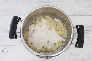 Preparazione Zuppa di cipolle - Fase 1