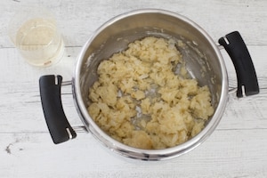 Preparazione Zuppa di cipolle - Fase 2