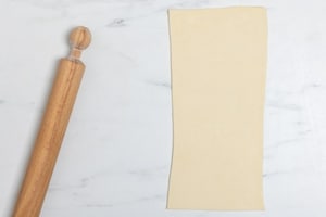 Preparazione Cannoncini alla crema pasticcera - Fase 1