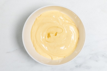 Preparazione Cannoncini alla crema pasticcera - Fase 4 Preparazione Cannoncini alla crema pasticcera - Fase 4