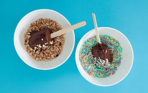 Preparazione Finti gelati di banana e cioccolato - Fase 3