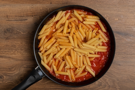 Preparazione Penne all'arrabbiata - Fase 2 Preparazione Penne all'arrabbiata - Fase 2