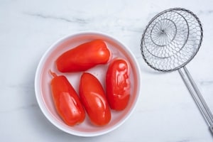 Preparazione Pesto alla siciliana - Fase 1