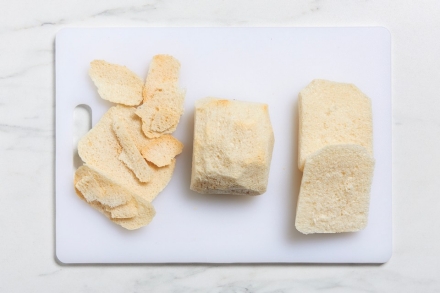 Preparazione Pesto di noci - Fase 1 Preparazione Pesto di noci - Fase 1