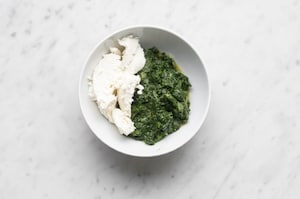 Preparazione Pesto di spinaci - Fase 3