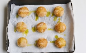 Preparazione Polpette di sedano e patate all'acciuga - Fase 4