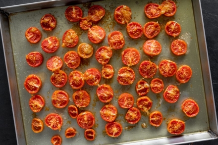 Preparazione Pomodorini confit - Fase 3 Preparazione Pomodorini confit - Fase 3