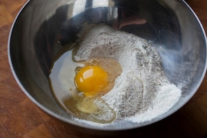 Preparazione Ravioli di grano saraceno con melanzane e burro alla menta - Fase 1
