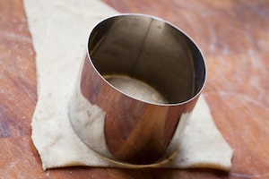 Preparazione Ravioli di grano saraceno con melanzane e burro alla menta - Fase 7