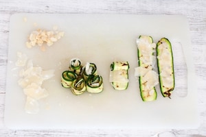 Preparazione Rotolini di zucchine con mandorle e parmigiano - Fase 4