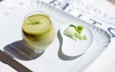 Smoothie alla mela verde, avocado, finocchio e tè Matcha