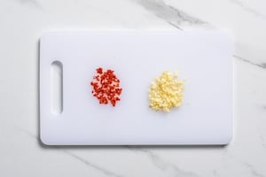 Preparazione Spaghetti aglio, olio e peperoncino - Fase 1