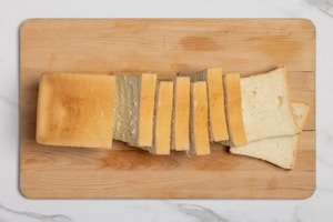 Preparazione Torta toast di uova e formaggio - Fase 2