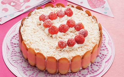 Torta gelato meringata alle fragole