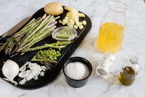 Preparazione Vellutata di asparagi con polpettine di patate - Fase 1