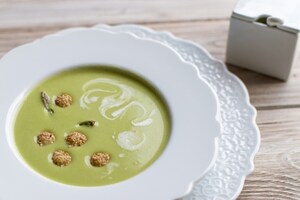 Preparazione Vellutata di asparagi con polpettine di patate - Fase 5