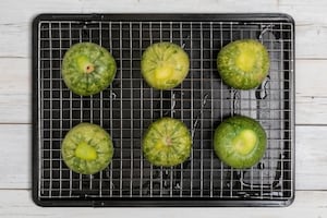 Preparazione Zucchine tonde ripiene di provola affumicata - Fase 2