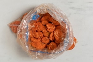 Preparazione Carote speziate al forno - Fase 3