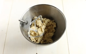 Preparazione Focaccia ripiena con mortadella e formaggio - Fase 1