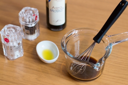 Preparazione Insalata esotica ai gamberi - Fase 3 Preparazione Insalata esotica ai gamberi - Fase 3