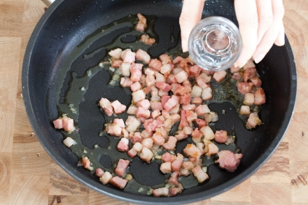 Preparazione Pennette alla vodka - Fase 2 Preparazione Pennette alla vodka - Fase 2