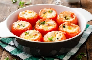 Preparazione Pomodori al forno ripieni di pecorino - Fase 4