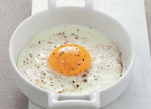 Preparazione Uova al tegamino - Fase 4